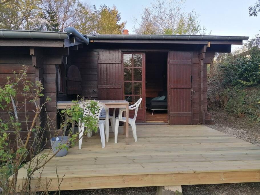 Chalet En Pleine Nature Au Bord D'Un Etang Lanvallay Ngoại thất bức ảnh